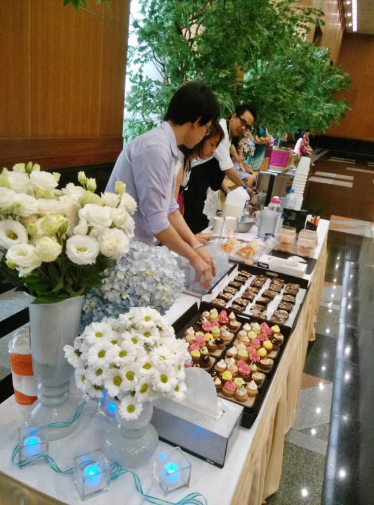 ของว่างภายในงา�?Grand Opening Ceremony