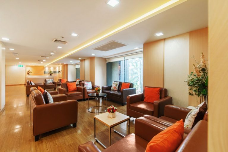 Modern clinic lobby with welcoming seating area