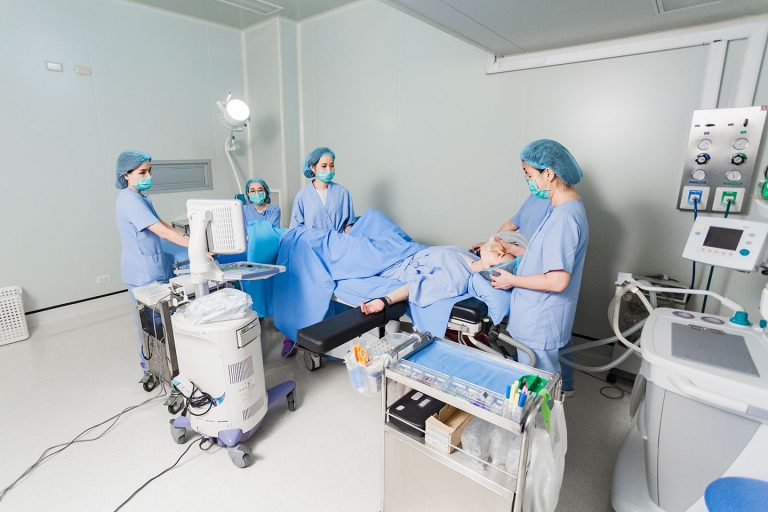 Operating room atmosphere